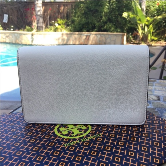 Tory Burch white crossbody hand bag - Picture 2 of 7